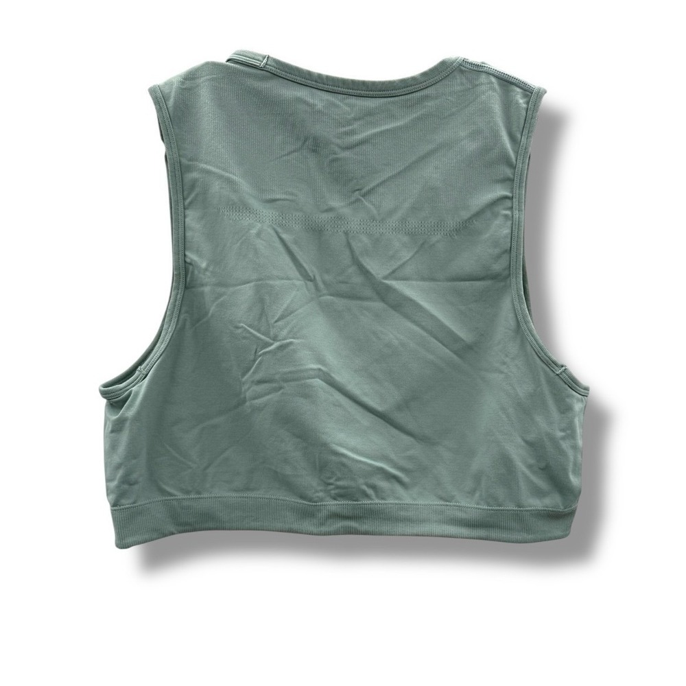 Seamless Crop Tank Top Women's Medium Sage Green Athletic Yoga‎ Gym Activewear - Picture 2 of 4
